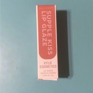 Kylie Cosmetics Supple Kiss Lip Glaze, 001 All Yours